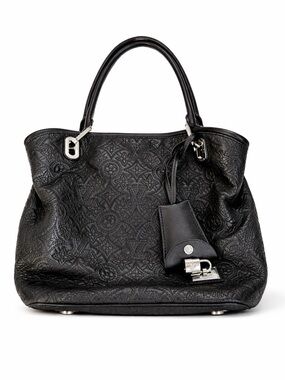 LOUIS VUITTON
Black Monogram Antheia Leather Lilia PM Bag